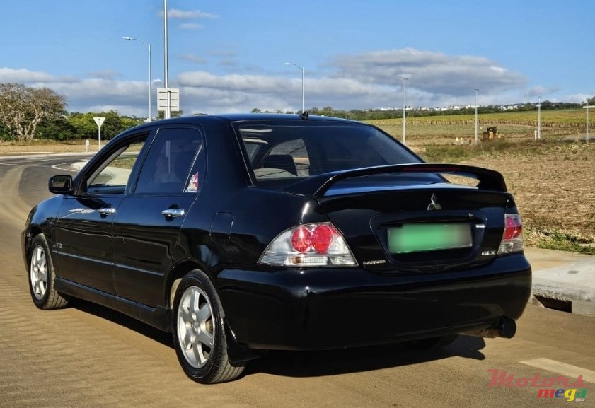 2008' Mitsubishi Lancer photo #2