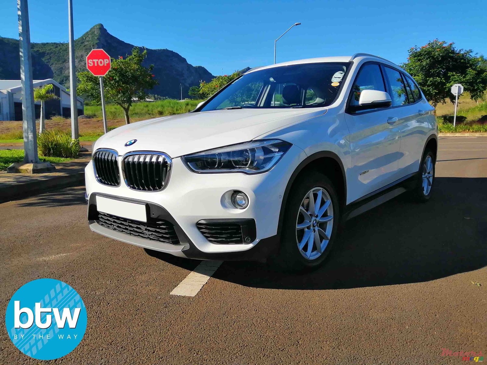 2017' BMW X1 photo #2