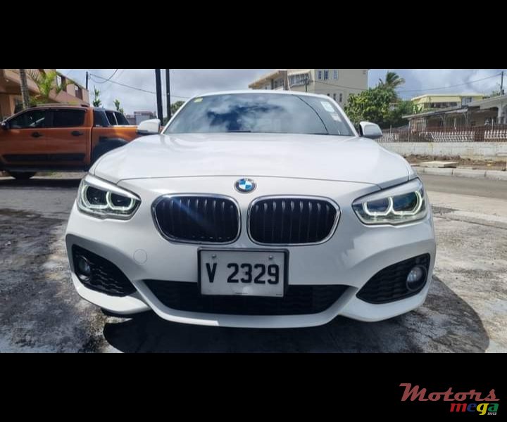 2015' BMW 118 photo #1