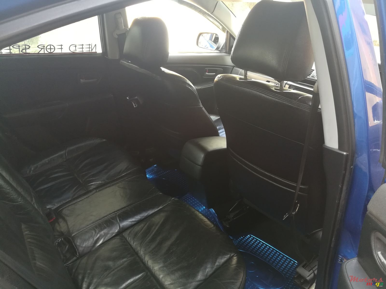 2004' Mazda 3 photo #4