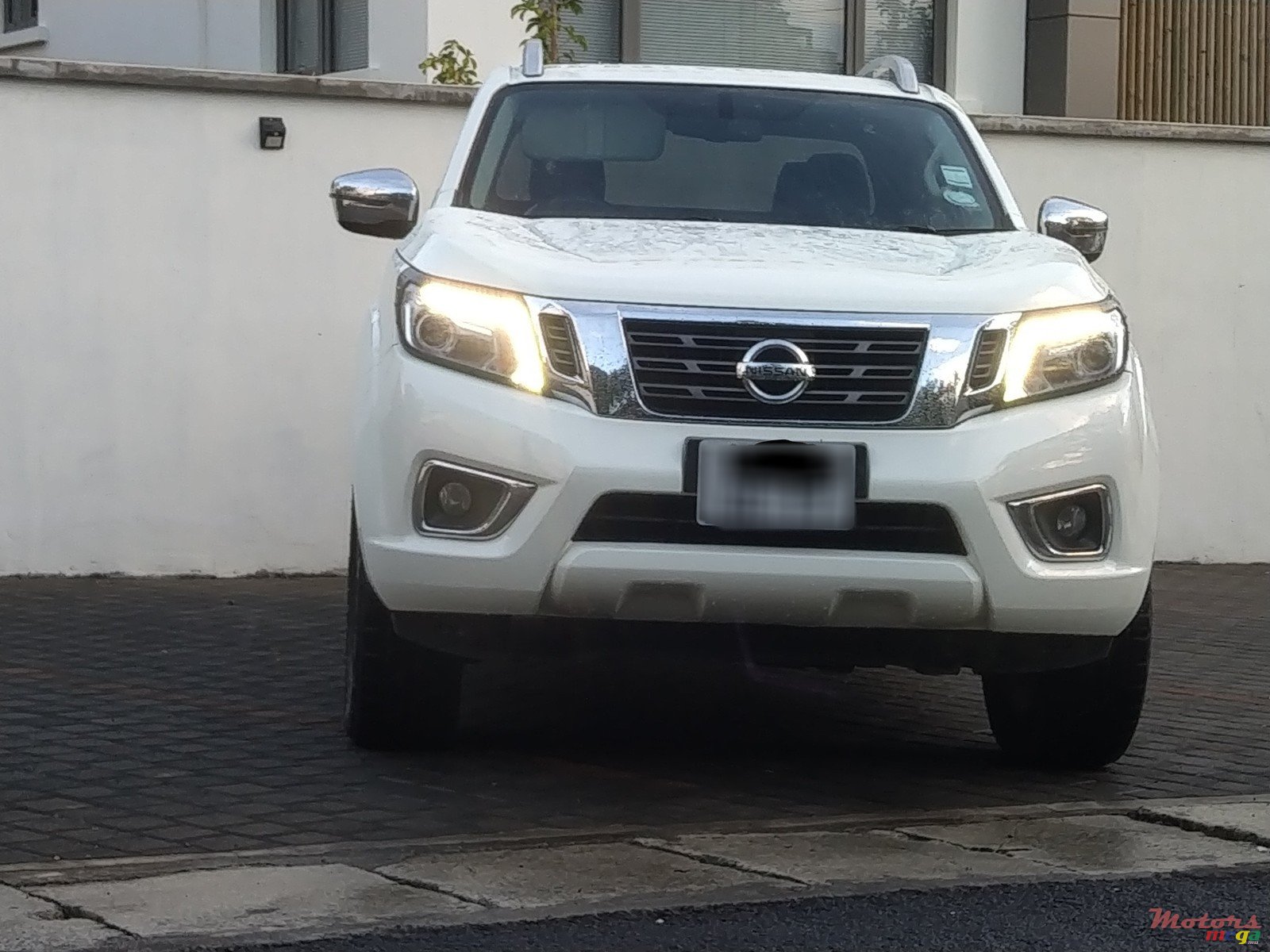 2017' Nissan Navara 4*4 photo #4