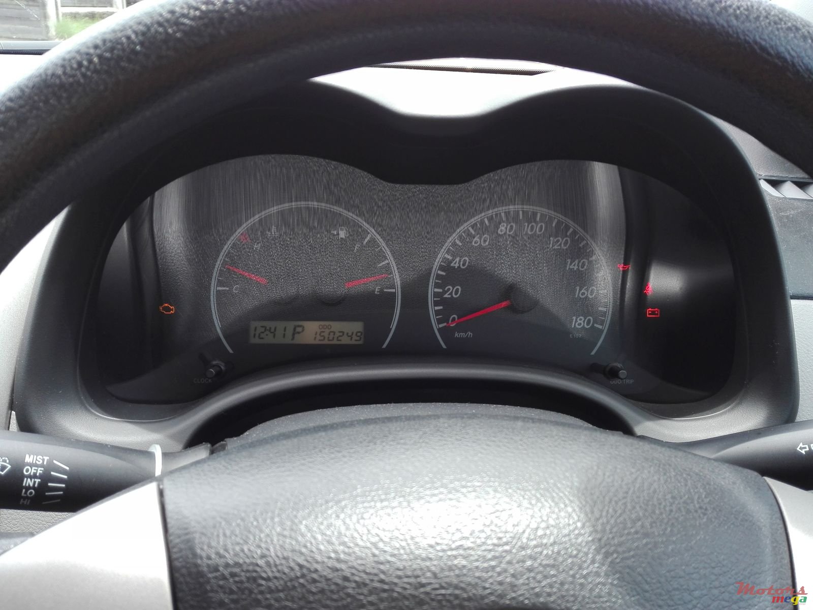 2007' Toyota Axio photo #4