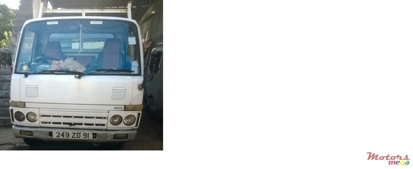 1991' Nissan 200 photo #1