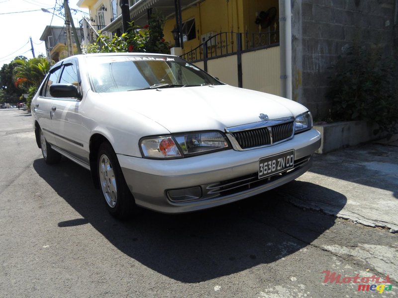 2000' Nissan B14 Ex Saloon Injection photo #1