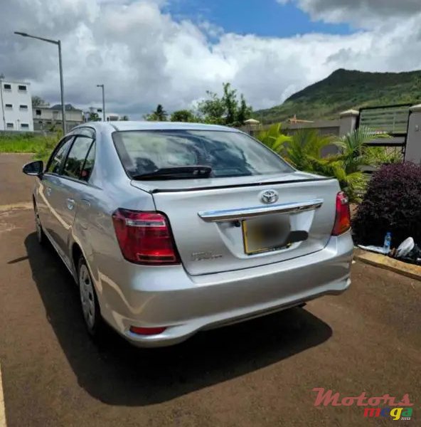 2019' Toyota Axio photo #5