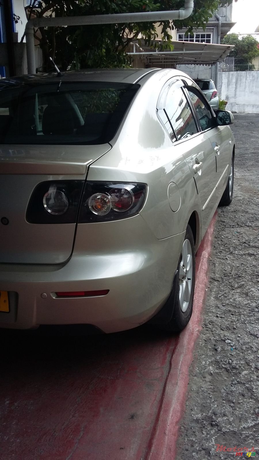 2007' Mazda 3 photo #3