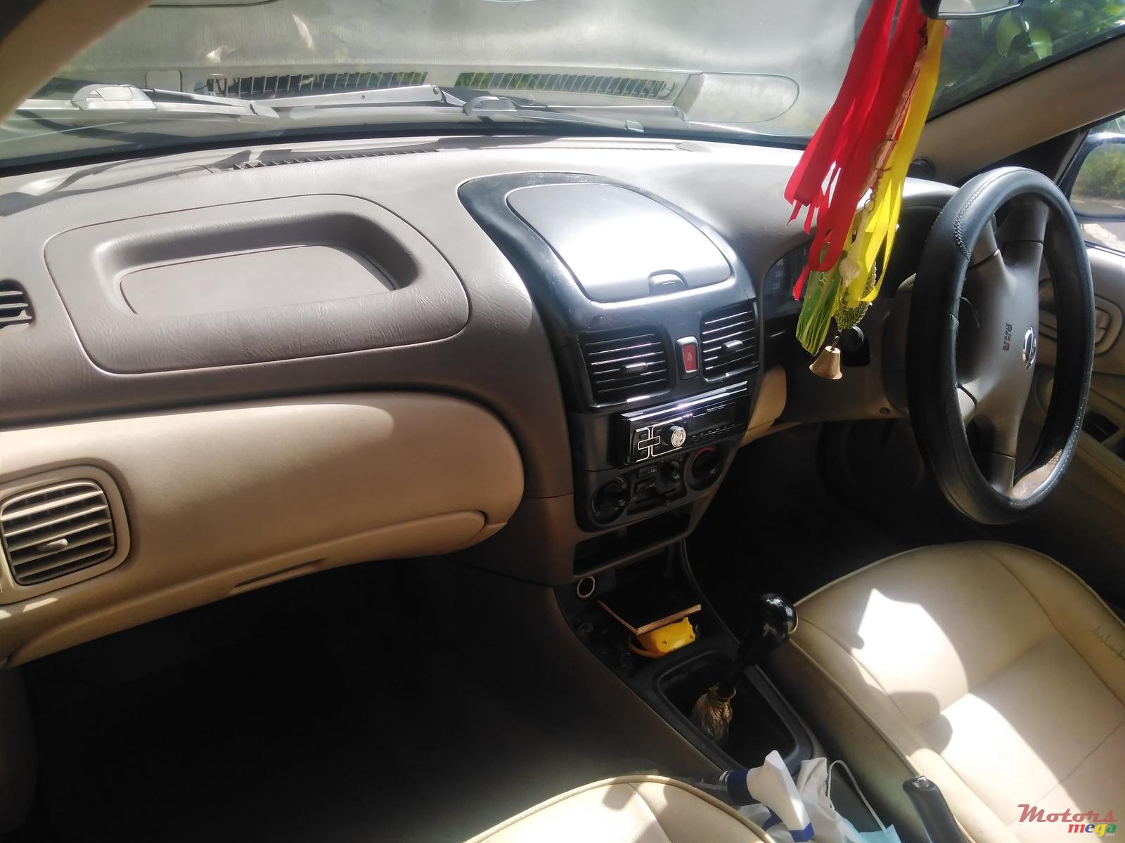 2003' Nissan Sunny photo #3