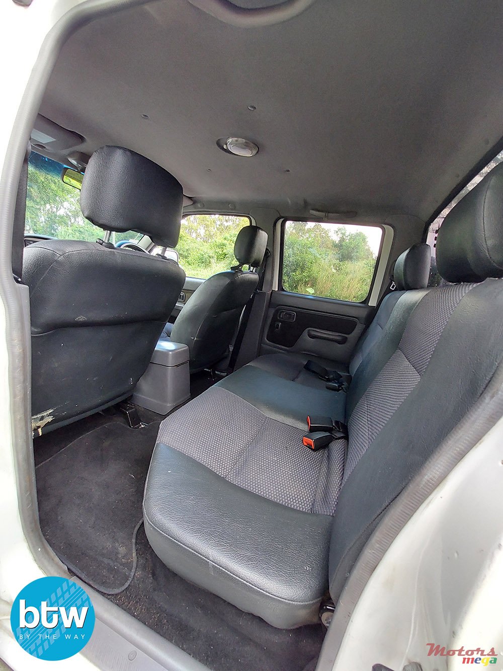 2016' Nissan NP300 photo #5