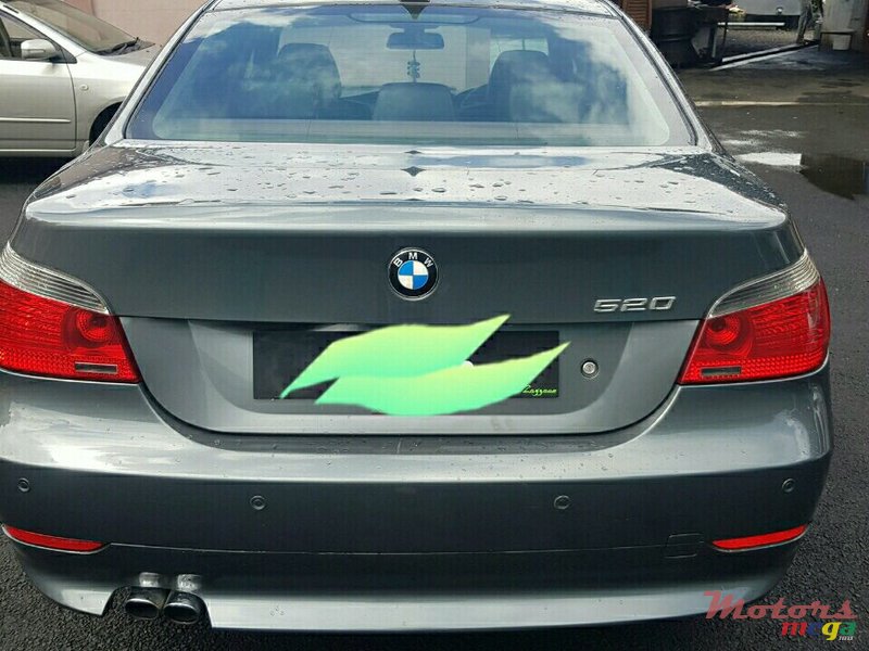 2004' BMW 520 photo #2