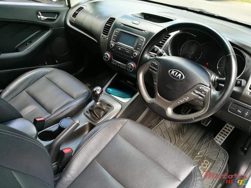 2013' Kia Cerato photo #6