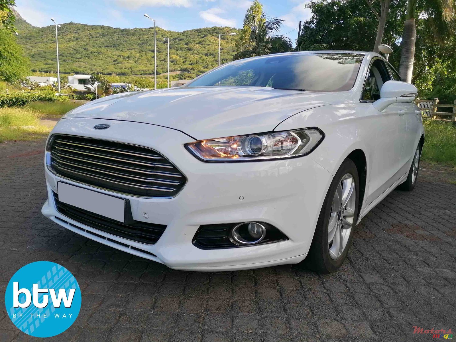 2015' Ford Fusion photo #2