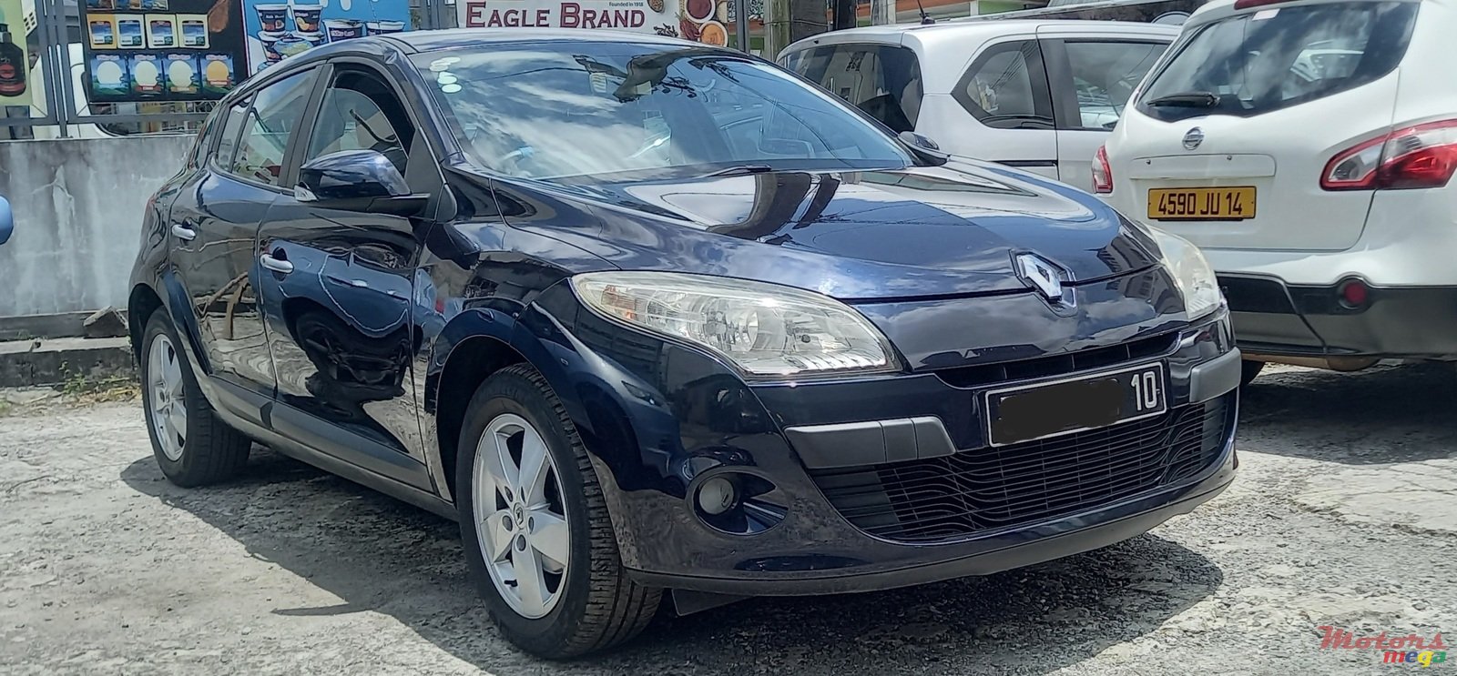 2010' Renault Megane 3 photo #2