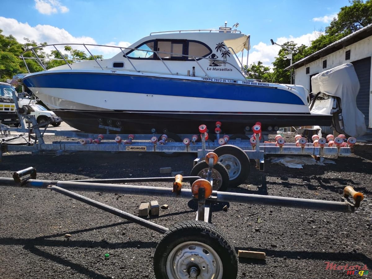 2014' Captain photo #7