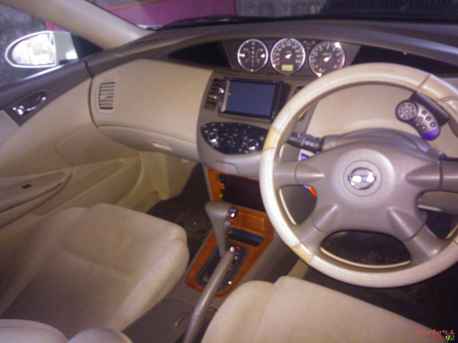 2007' Nissan Primera photo #1