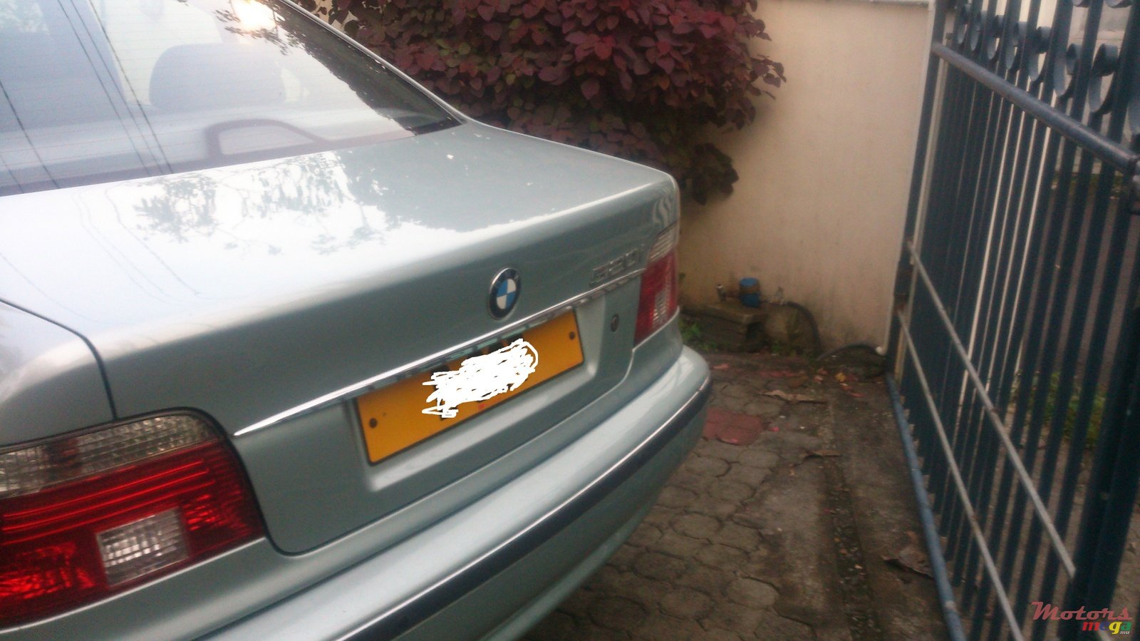 2000' BMW 520 photo #6