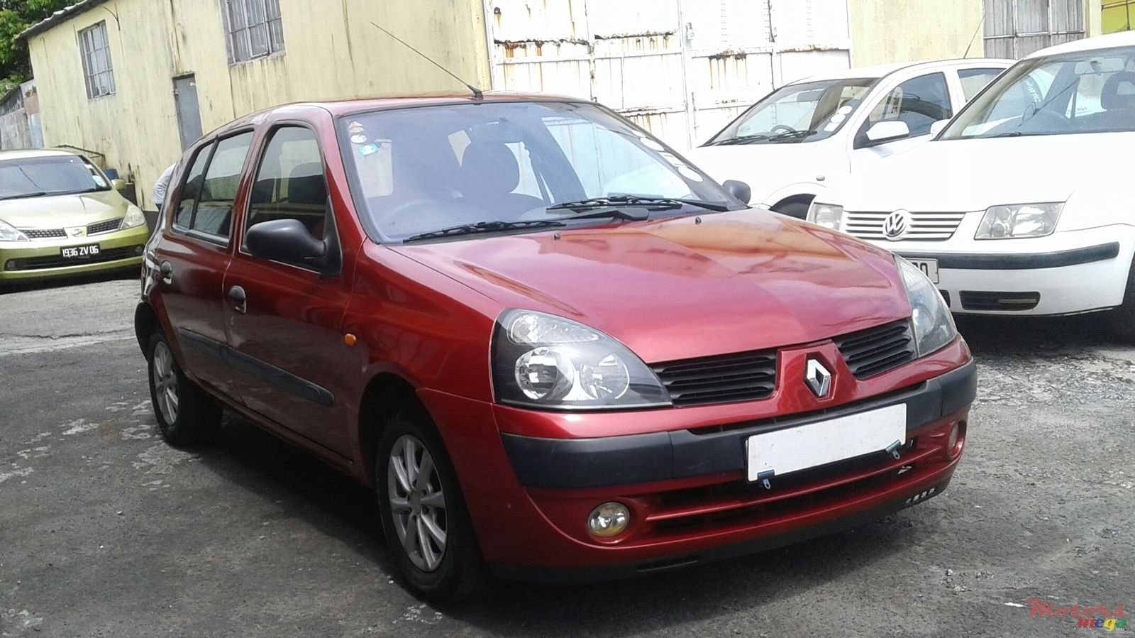 2006' Renault Clio photo #1