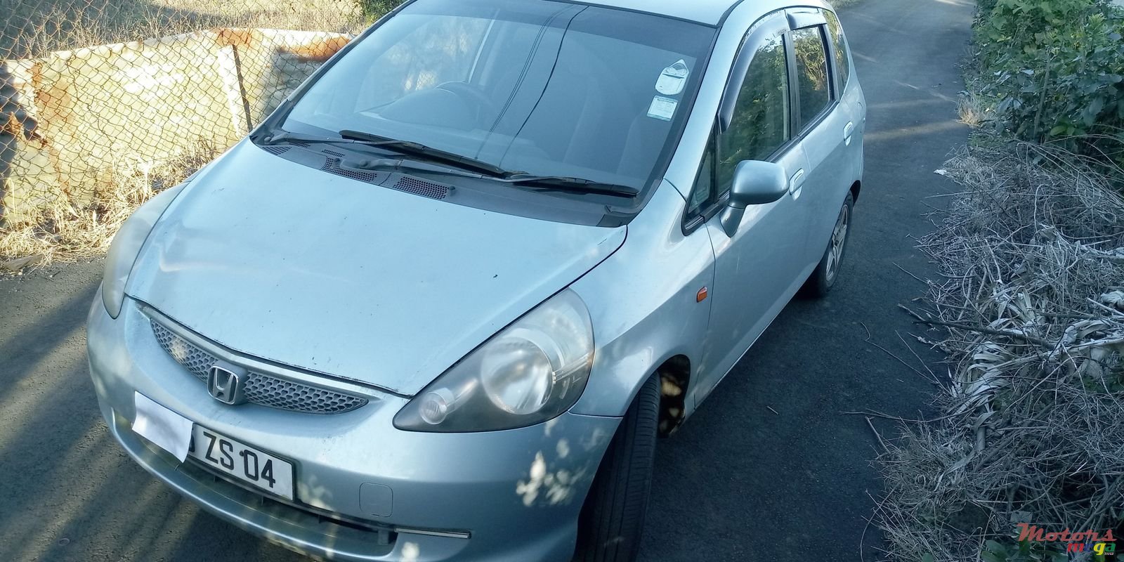 2004' Honda Fit photo #4