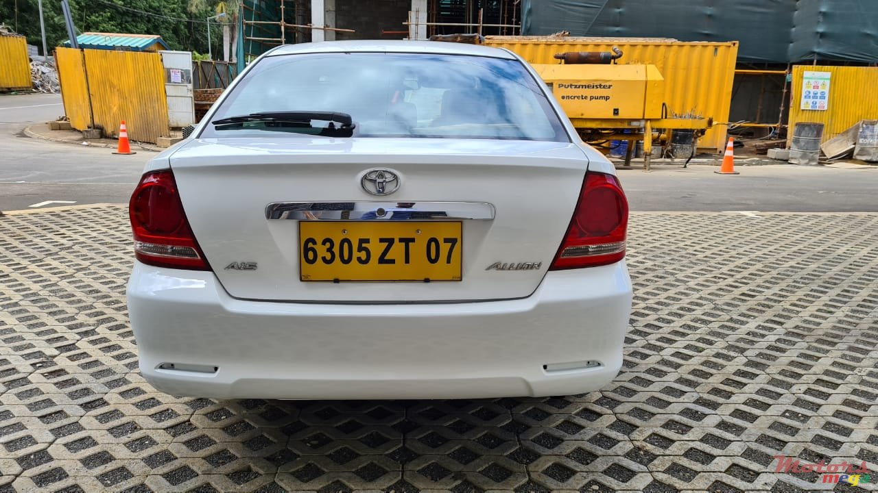 2007' Toyota Aurion photo #4