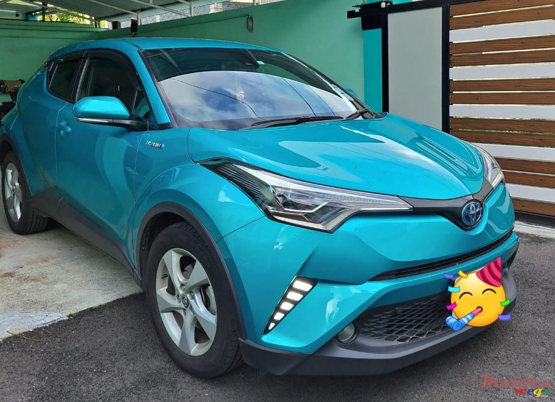 2019' Toyota photo #2