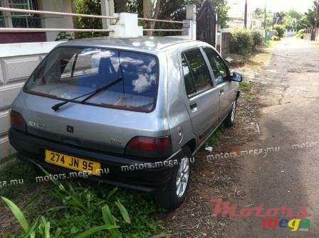 1995' Renault photo #3