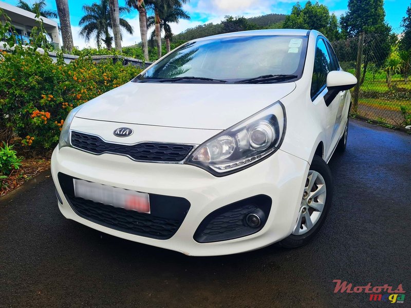 2014' Kia Rio 1.2 Hatchback photo #3