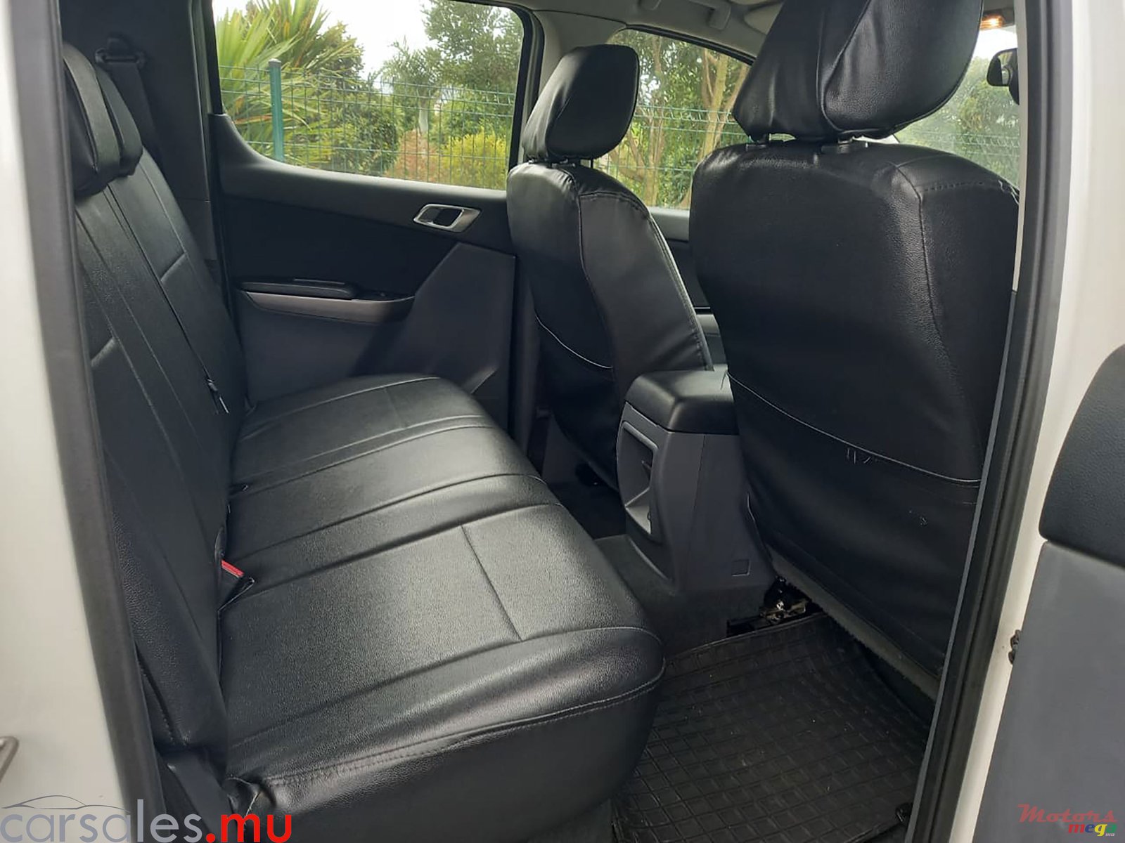 2020' Mazda BT-50 2.2 4x4 photo #6