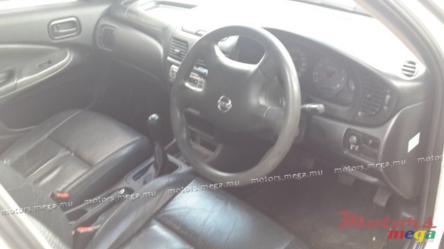 2003' Nissan N17 photo #3