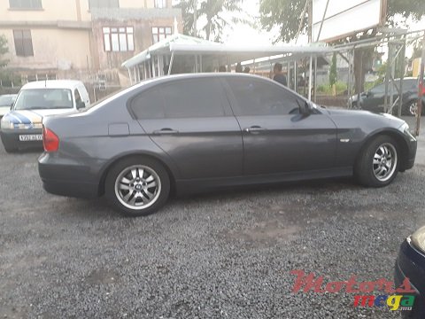 2005' BMW 320i photo #4