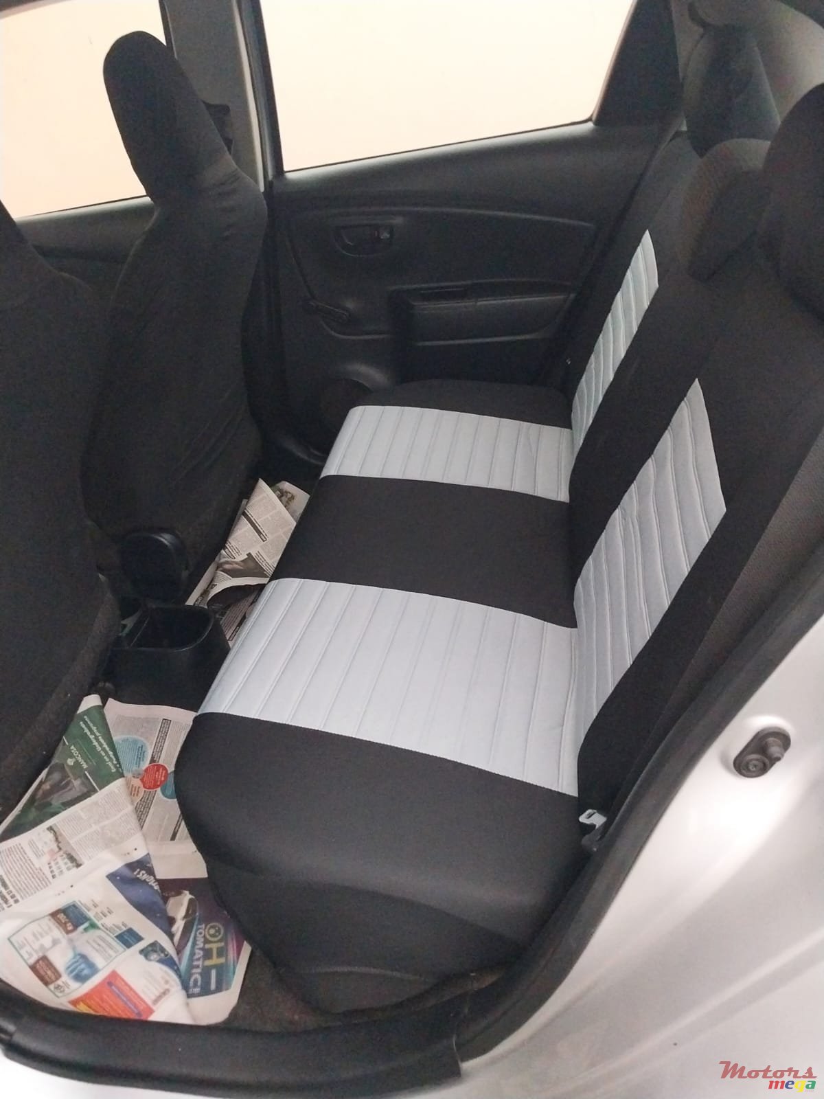 2020' Toyota Vitz photo #4