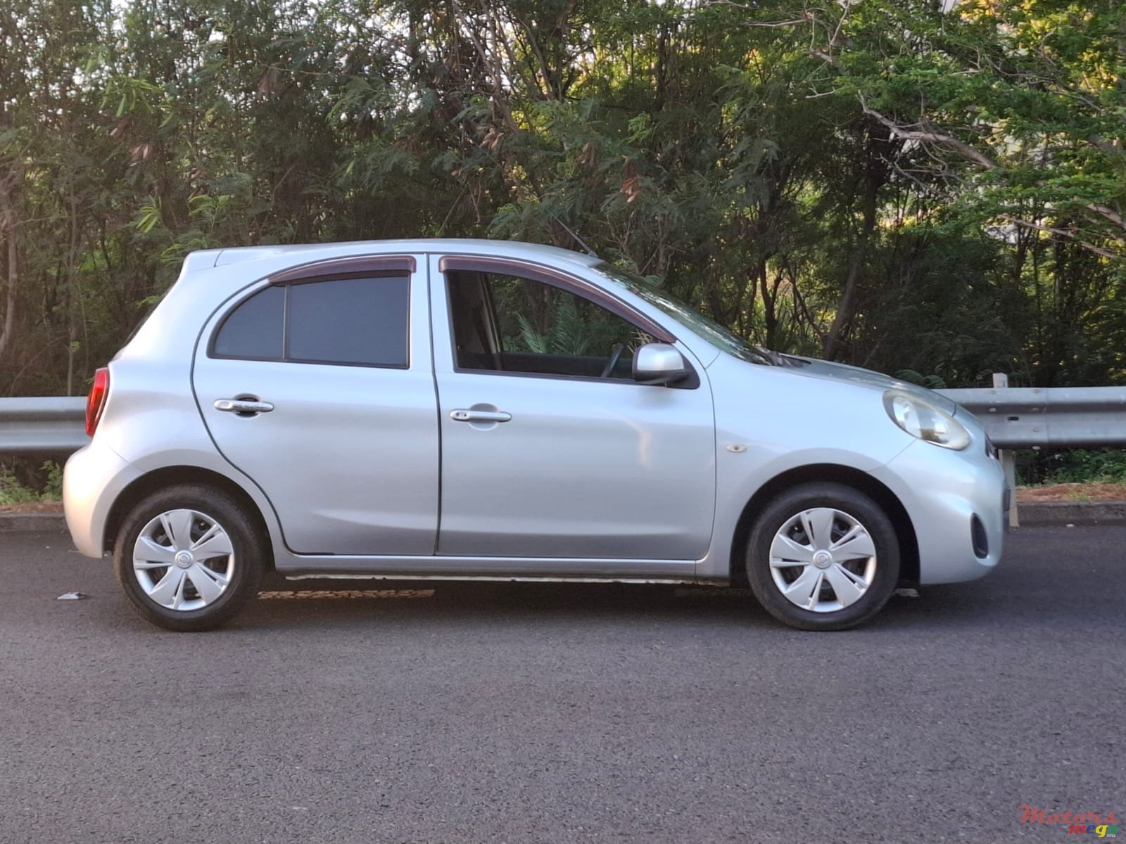 2013' Nissan March photo #2