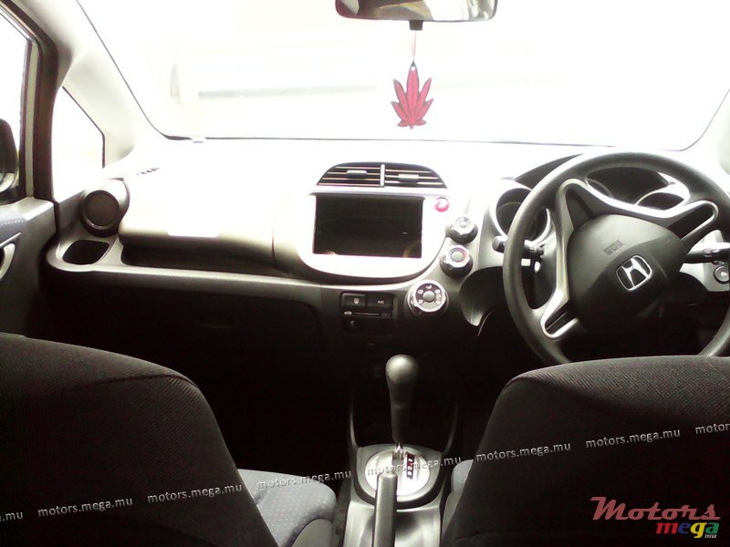 2010' Honda photo #3