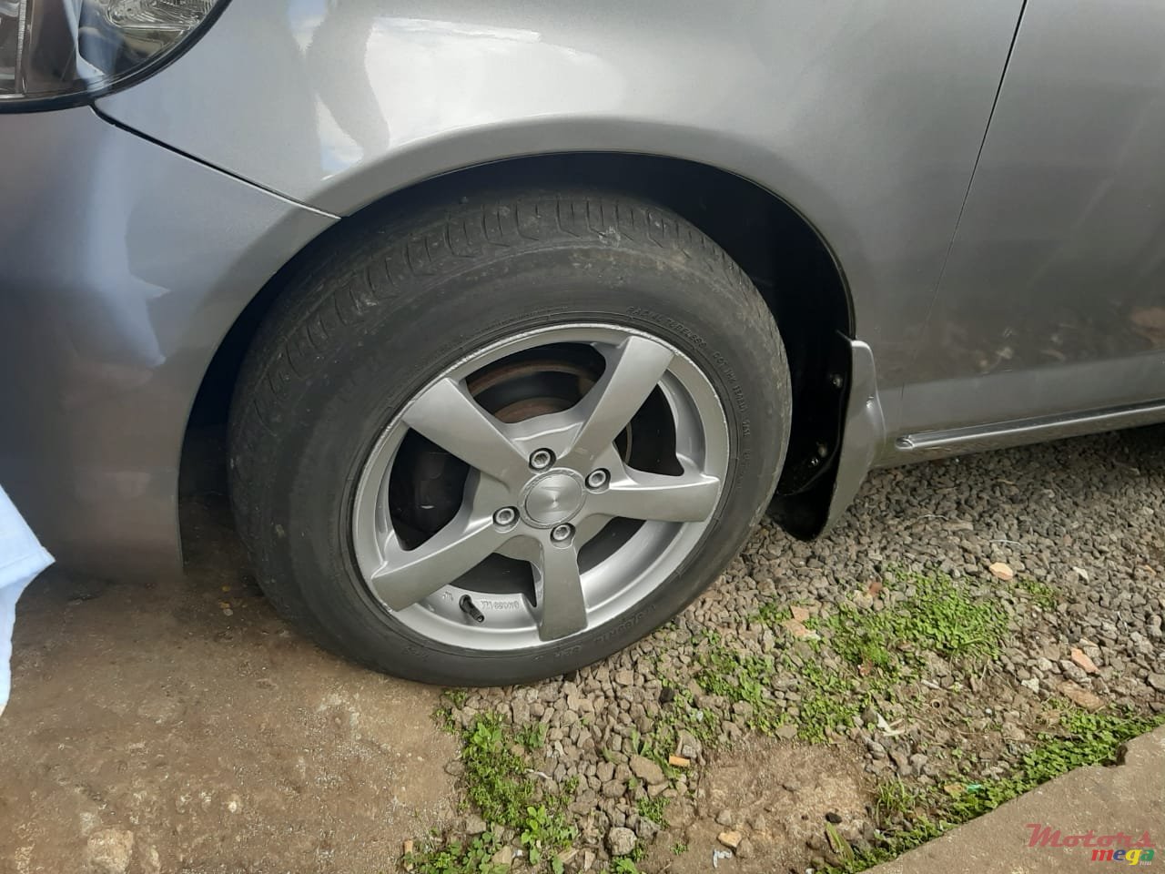 2004' Honda Fit photo #4