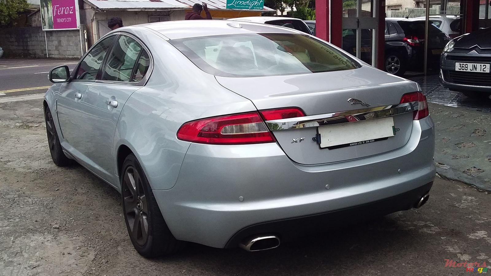 2008' Jaguar XF photo #4