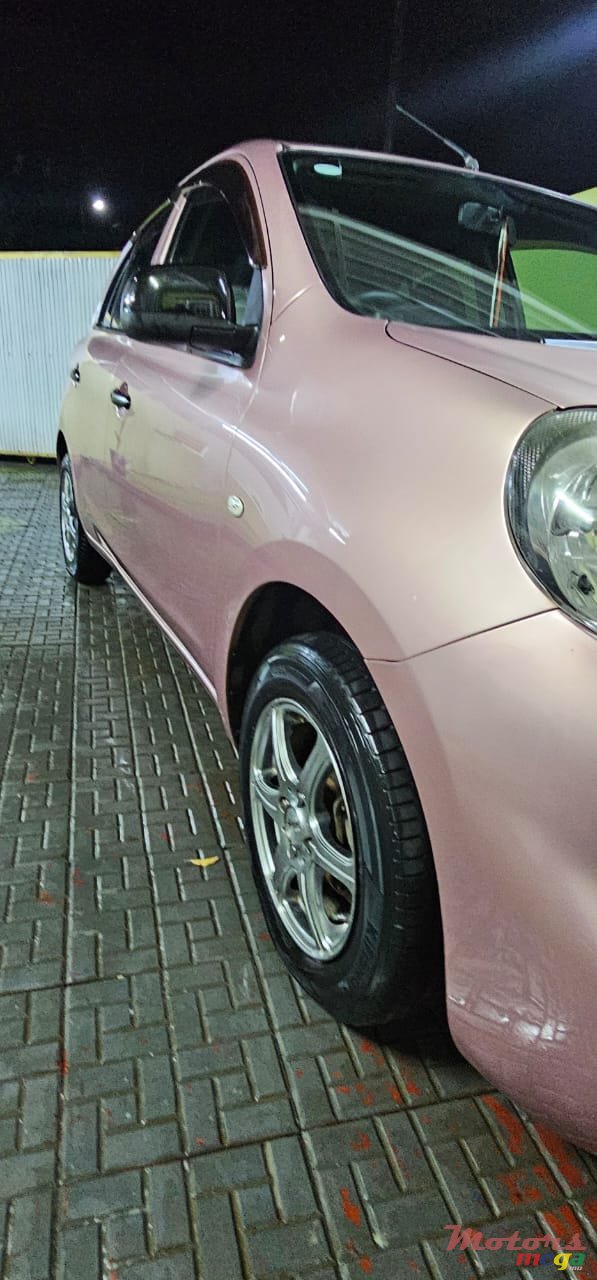 2015' Nissan March photo #3