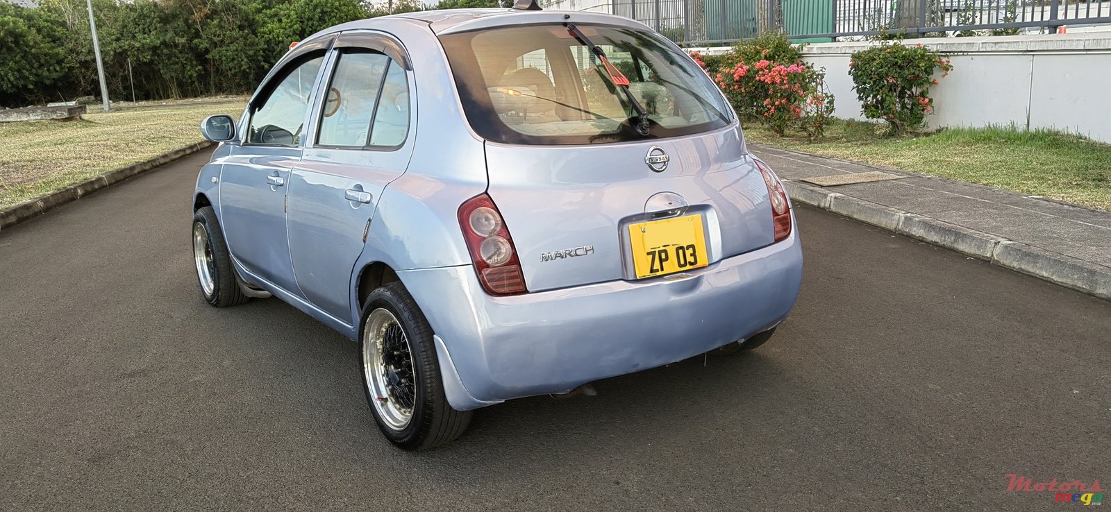 2003' Nissan March photo #4