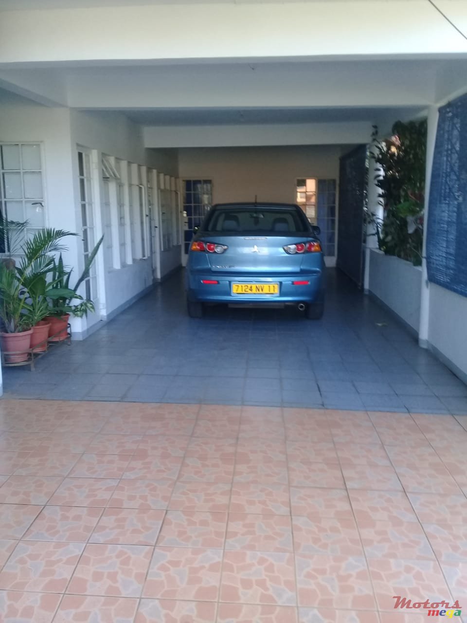 2011' Mitsubishi Lancer X photo #1