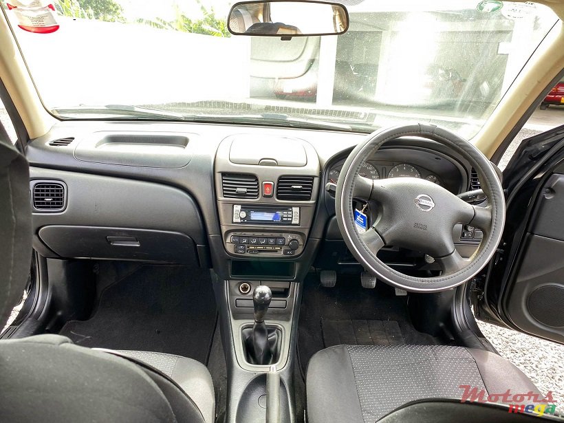 2005' Nissan Sunny N17 Manual JAPAN photo #3