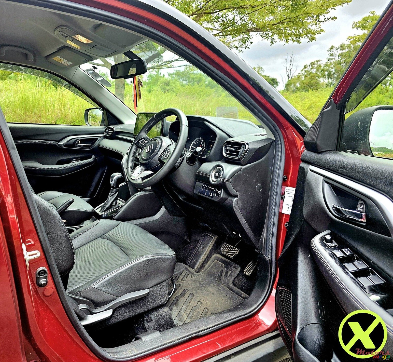 2023' Suzuki Vitara photo #3