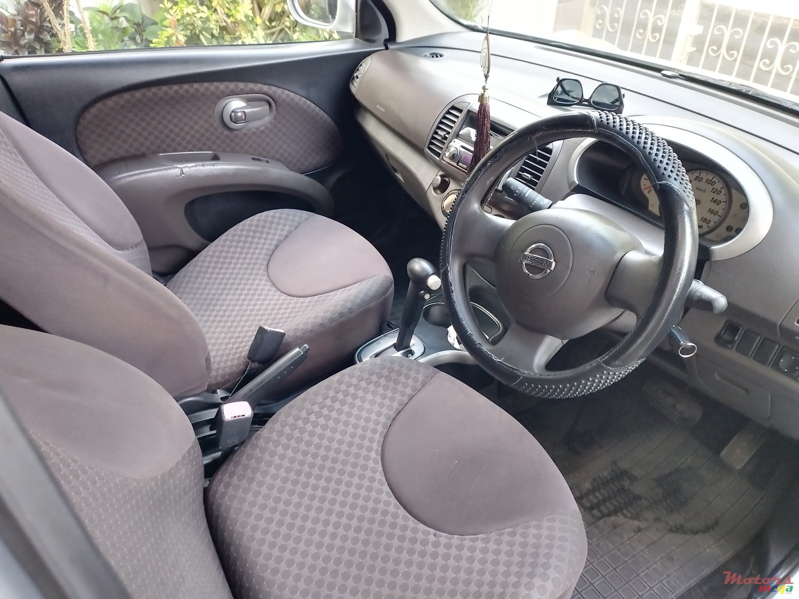 2009' Nissan March photo #4