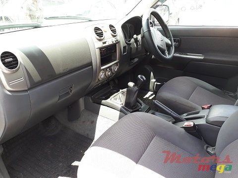 2008' Isuzu D-Max photo #7