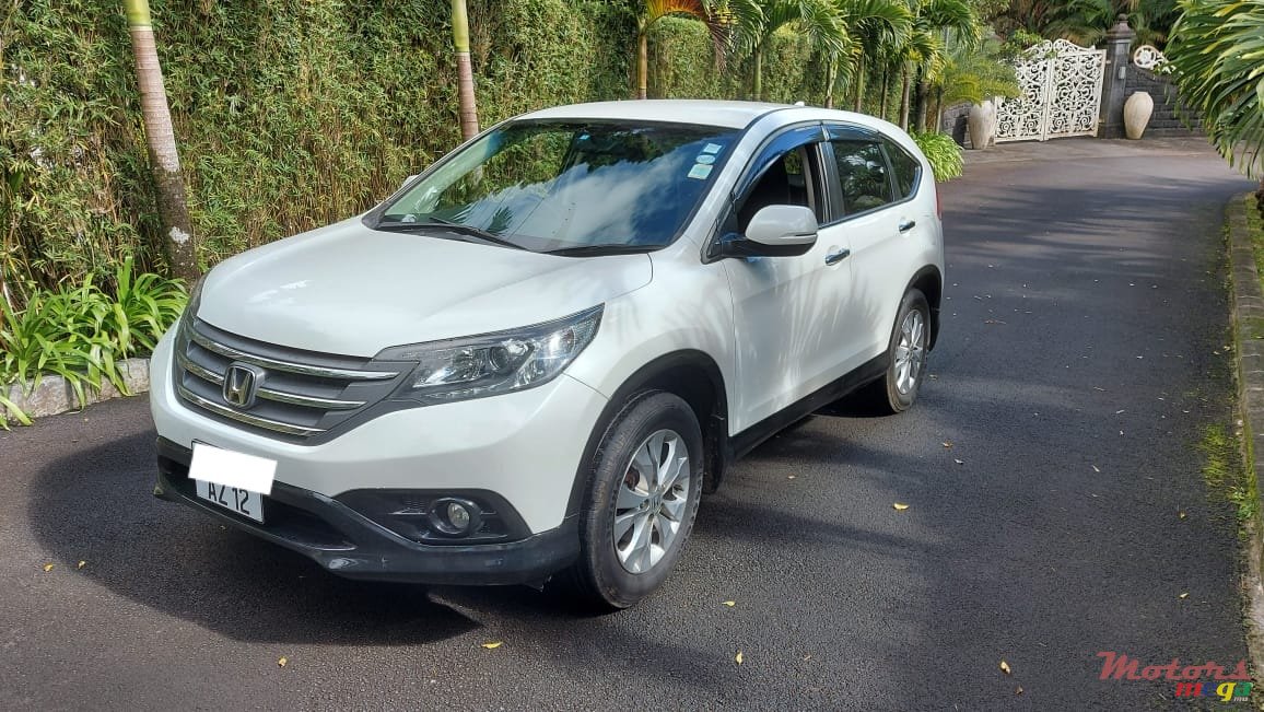 2012' Honda CR-V photo #3