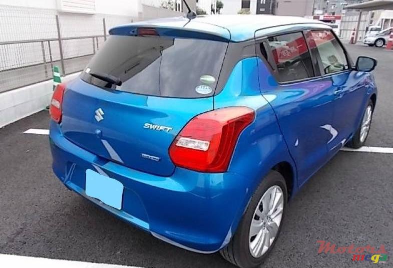 2017' Suzuki Swift photo #3