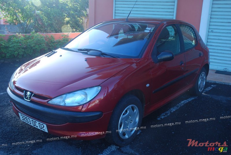 2002' Peugeot 206 photo #2