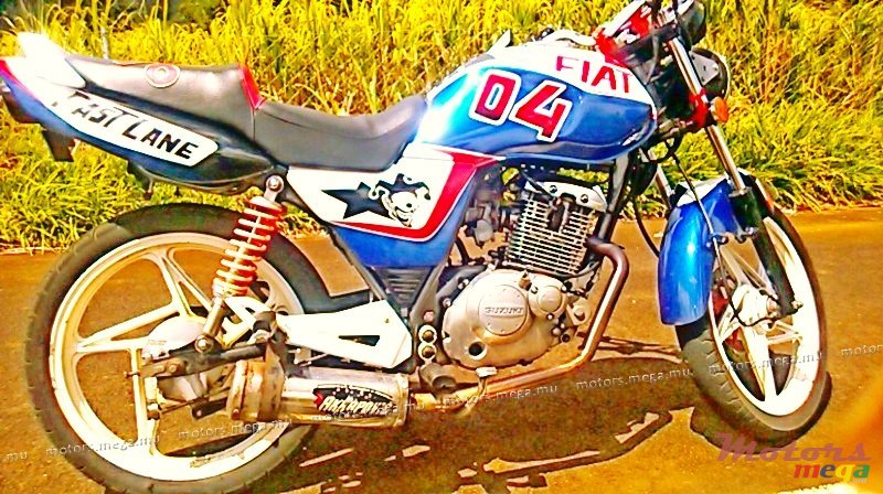 2007' Suzuki EN125 photo #2