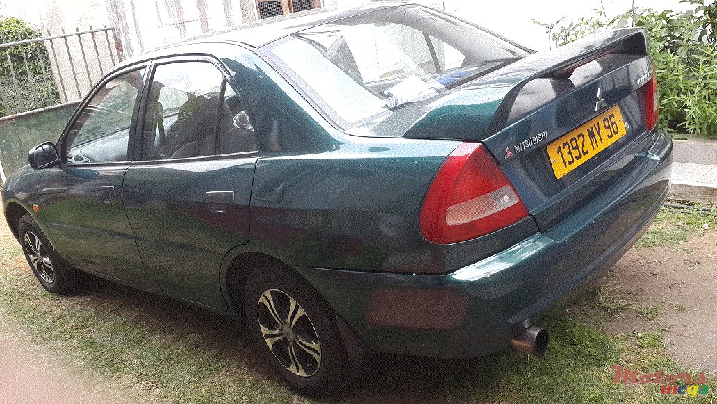 1996' Mitsubishi Lancer photo #2