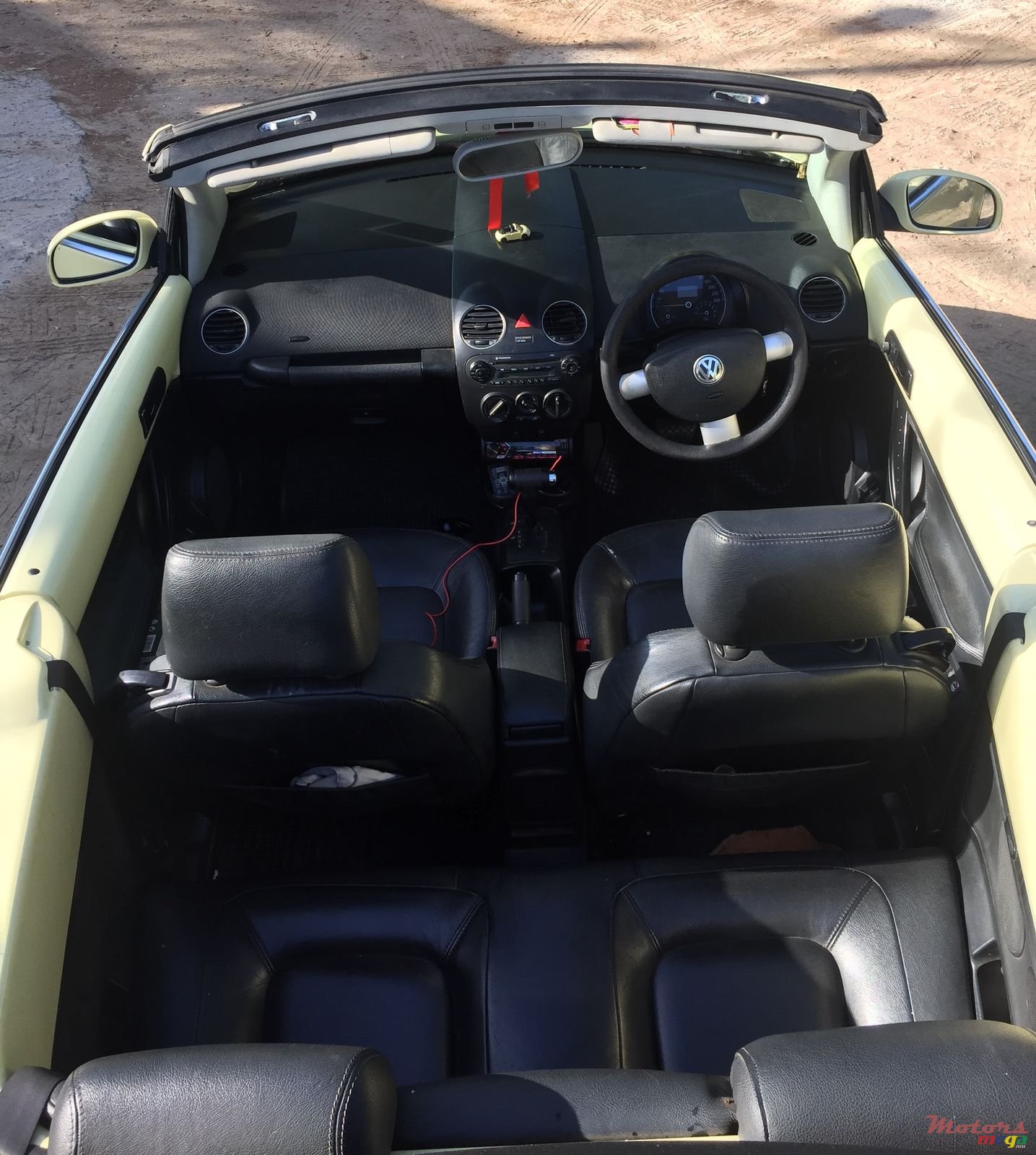 2008' Volkswagen Beetle none photo #5