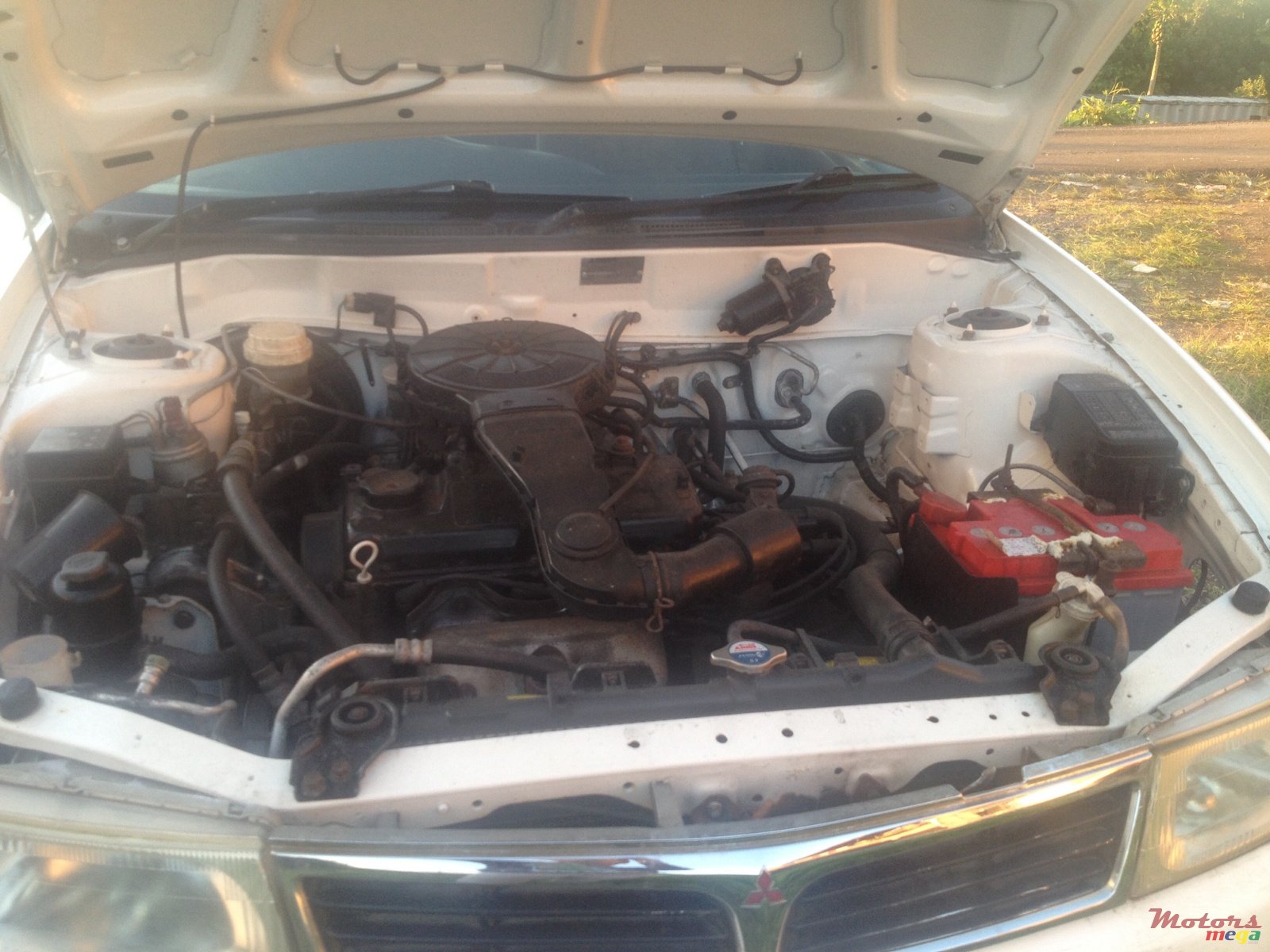 1998' Mitsubishi Lancer photo #1