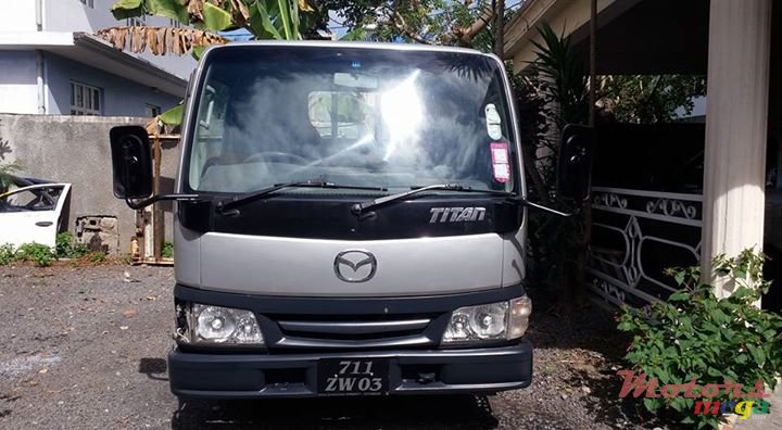 2003' Mazda Titan photo #1