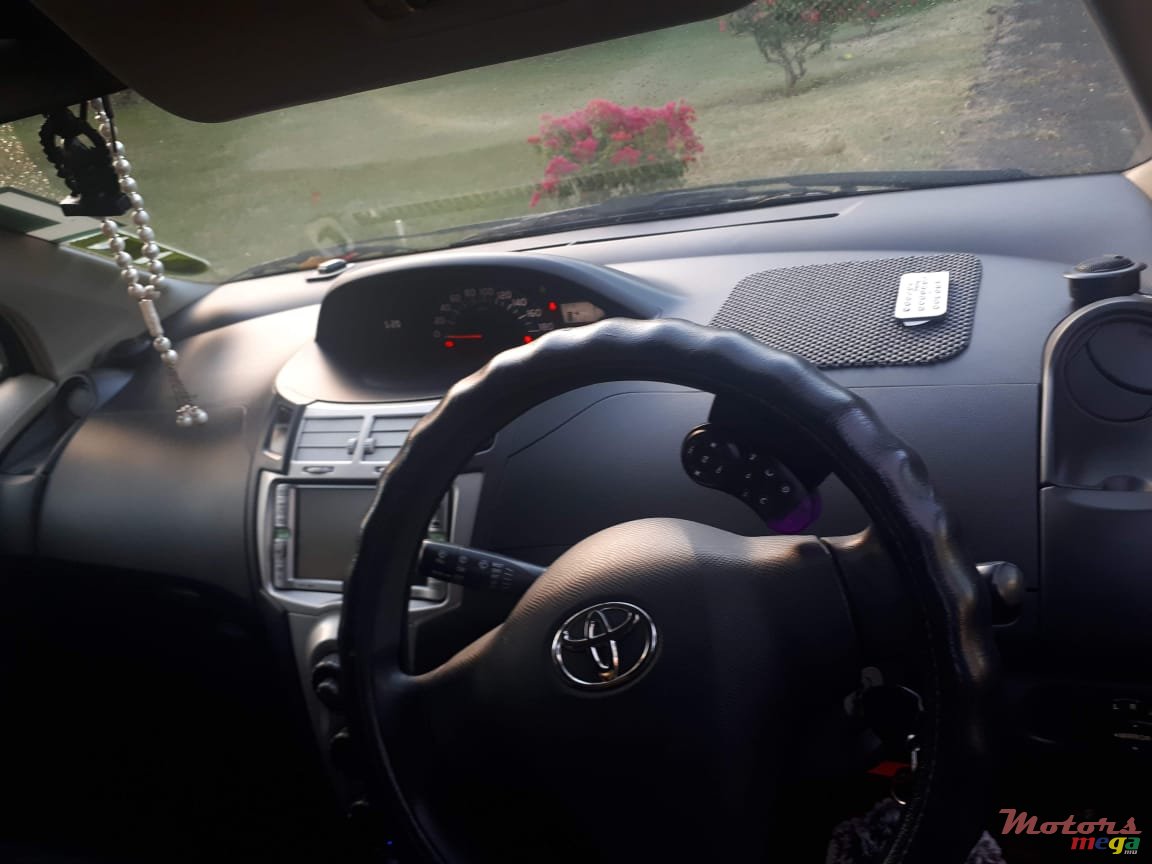 2006' Toyota photo #6