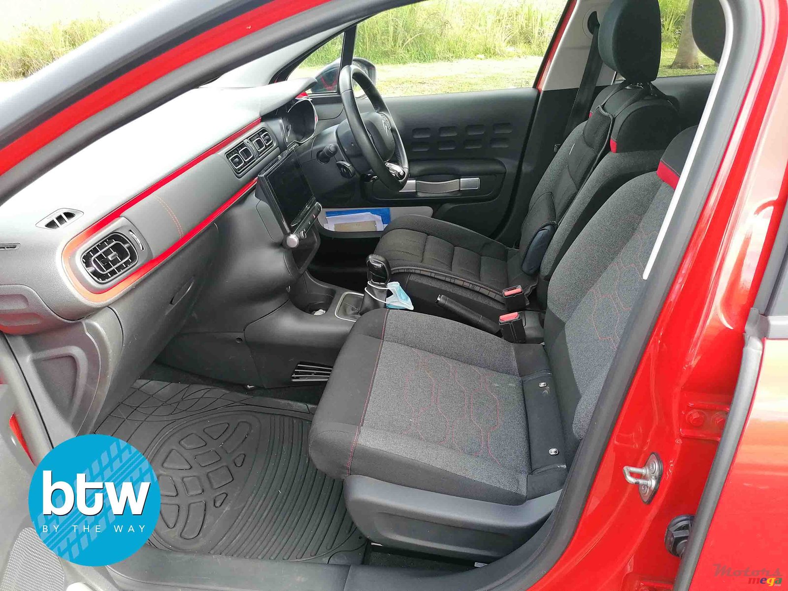 2018' Citroen C3 photo #4